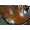 Image 2 : DINING TABLE WITH LEAF AND 6 CHAIRS