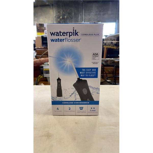 AS NEW WATERPIK WATER FLOSSER CORDLESS PLUS