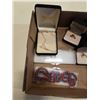 Image 2 : TRAY OF DINNER RINGS AND JEWELRY