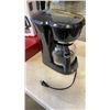 Image 3 : CASED PUTTING SET AND COFFEE MAKER