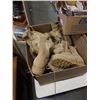 Image 1 : WOMENS SIZE 6.5 COMBAT BOOTS, CASHIER BELTS, CAROUSEL PROJECTOR, WATCHINDIA TV BOX AND ESTATE GOODS