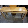 Image 2 : 2 MATCHING SOFA TABLES
