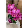 Image 3 : 2 NEW ARTIFICIAL ORCHIDS AND 9 NEW ZODIAC MUGS