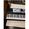 Image 2 : YAMAHA YPT-200 KEYBOARD WITH POWER SUPPLY