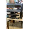 Image 1 : 3 SOUNDBARS AND SPEAKER