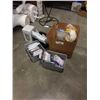 Image 1 : PHONE CASES, BACKUP AIDS, COOKIE CUTTERS AND DECOR, MUSICAL BOX