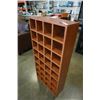 Image 2 : 32 CUBBY SHELF