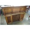 Image 8 : POST MASTER OAK ROLLTOP DESK