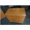Image 2 : 3 DRAWER DRESSER