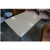 Image 2 : MID CENTURY DINING TABLE