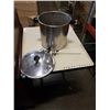 Image 1 : PRESTO PRESSURE COOKER / CANNER