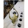 Image 3 : ART GLASS BASKET AND ART GLASS DECANTER WITH 4 GLASSES