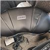Image 2 : HOMEDICS BACK SHIATSU MASSAGER WORKING