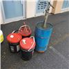 Image 1 : 4 BUCKETS OF HYDRAULIC AND GEAR OIL