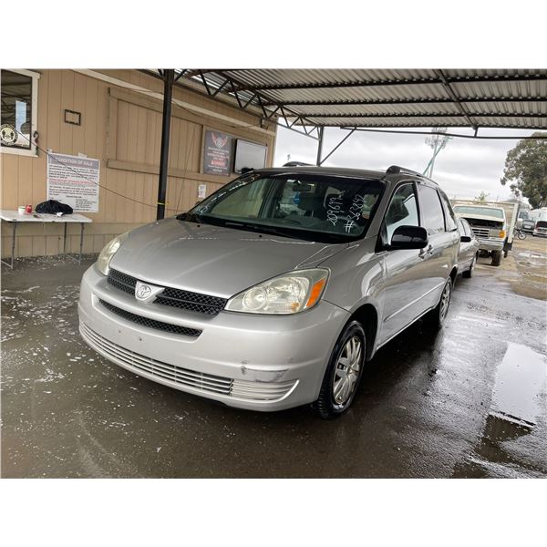 2005 Toyota Sienna