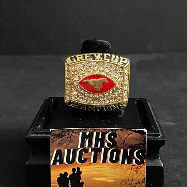 CALGARY STAMPEDERS C.F.L 2001 "A.PRIOR" CHAMPIONSHIP REPLICA RING (ref879)