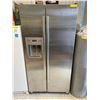 Image 1 : Stainless Steel Jenn-Air in working condition - one small dent on bottom right - 35 1/2in x 27in x 7