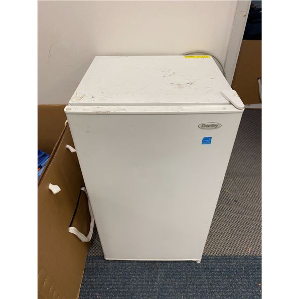 Danby Small Fridge - 33 1/2in tall - Estate Sale