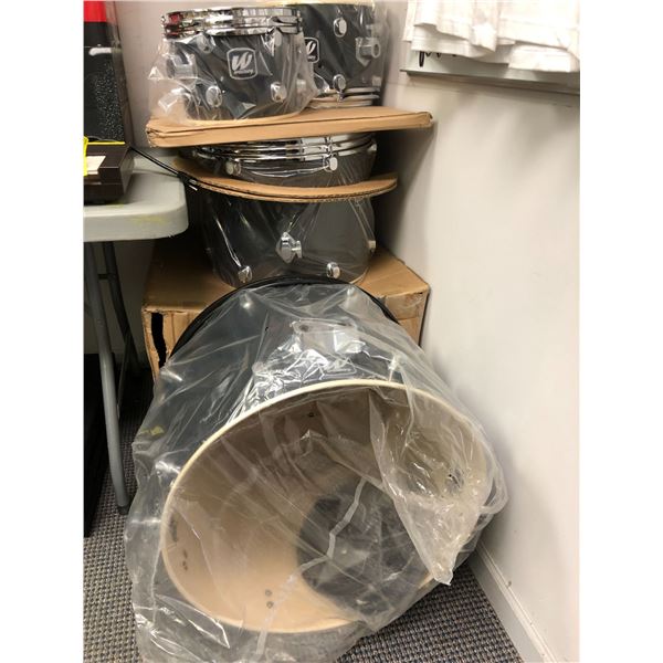 Westbury Drum Set - 4 piece set - Black - Model W575T - Black Sparkle - Excellent - Original Packagi