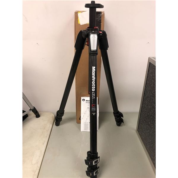 Manfrotto 055 Carbon Fibre Tripod - Made in Italy - Excellent