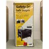 Image 1 : Safety 1st Playard includes Bassinet and Change Station