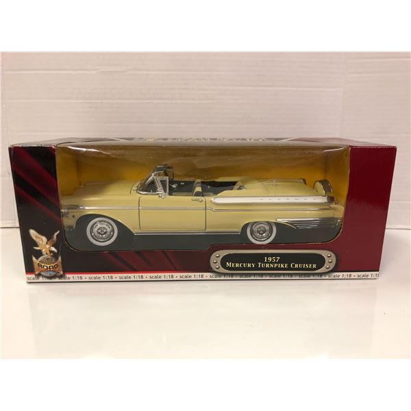 1957 Mercury Turnpike Cruiser -  1/18 Scale Diecast Car
