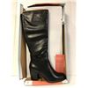 Image 3 : SOUL Black Leather Ladies Boots - Size 9W - New in box - Amazon Return