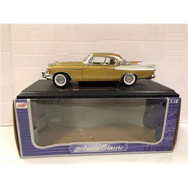1957 Studebaker Golden Hawk - 1/18 Scale Diecast Car