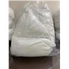 Image 2 : Group of Six Hotel Quality Pillows - Standard Size