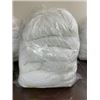 Image 1 : Group of Six Hotel Quality Pillows - Standard Size