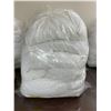 Image 2 : Group of Six Hotel Quality Pillows - Standard Size