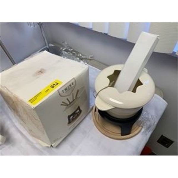 Twine Living Fondue Set