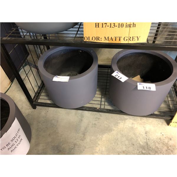 2 MAT GREY 18" X 14" PLANTERS