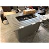 Image 2 : PARAMOUNT GALE GREY 46" X 31" X 26"H FIRE TABLE