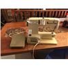 Image 2 : Bernina 740 Sewing Machine