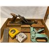 Image 1 : Assorted tools