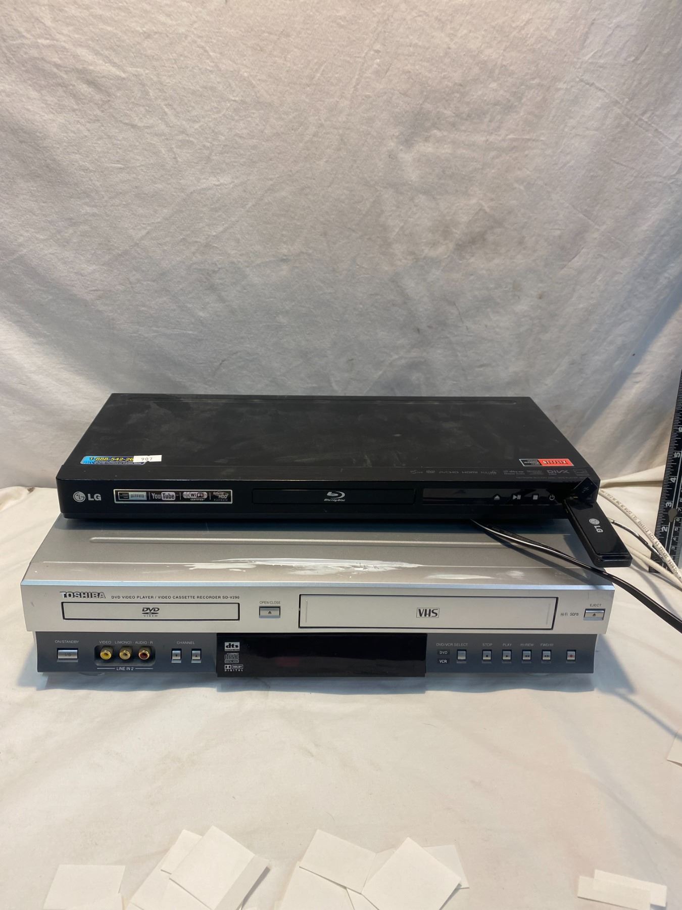Blue ray, dvd/ vhs player