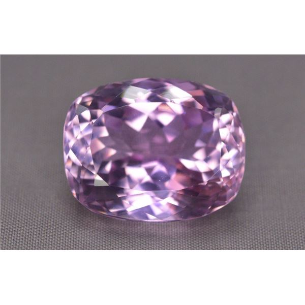 24.65 Ct Top Grade Natural Kunzite