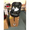 Image 1 : Cosco - baby car seat