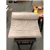 Image 2 : Adjustable back-rest Pillow, grey