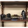 Image 2 : Shelf Lot vintage collectors items