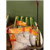 Image 1 : Badminton lot - 9 new nets & 9 new packs of shuttlecocks