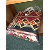 Image 1 : Rug with fringed edge - 7ft x 5ft