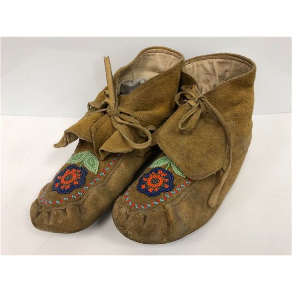 Pair of First Nations moccasins w/ colorful bead accents