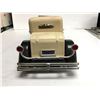 Image 4 : Vintage Beam Kentucky Bourbon Whiskey collectible decanter Antique Blue Automobile (seal intact)