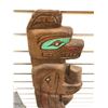 Image 2 : 33in West Coast First Nations wood carving w/ abalone eyes "Bear & Salmon" signed Telqua 1998