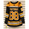 Image 2 : Adidas authentic NHL collection Boston Bruins Pastrnak #88 jersey w/ fight strap men's size 50