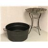 Image 2 : Large metal planter & 2 pc metal bowl & stand set