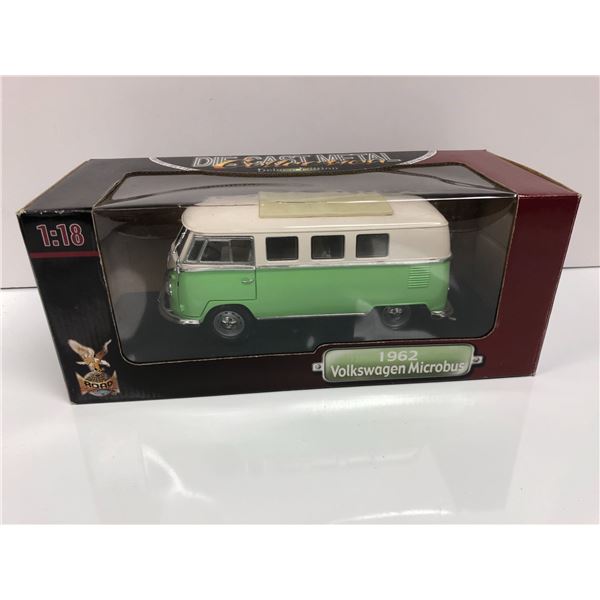 1962 Volkswagen Microbus die-cast metal collectors car w/ box