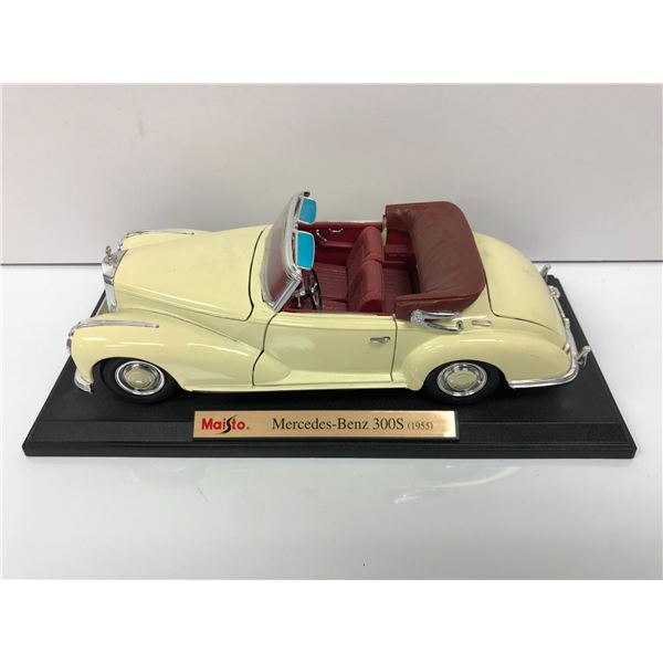 1955 Mercedes-Benz 300S die-cast metal collectors car without box